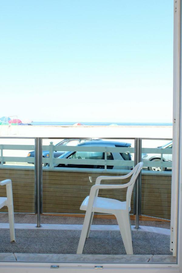 Apartamento Em Frente Ao Mar Costa Nova Extérieur photo